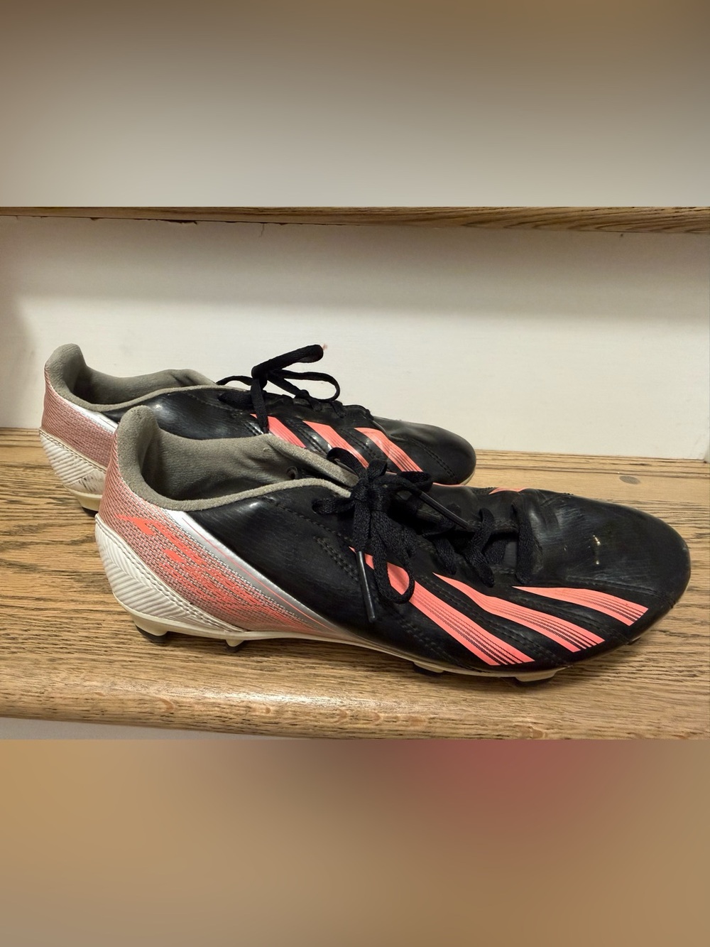 adidas F10 FG Soccer Cleats Size 7.5 Black/Pink